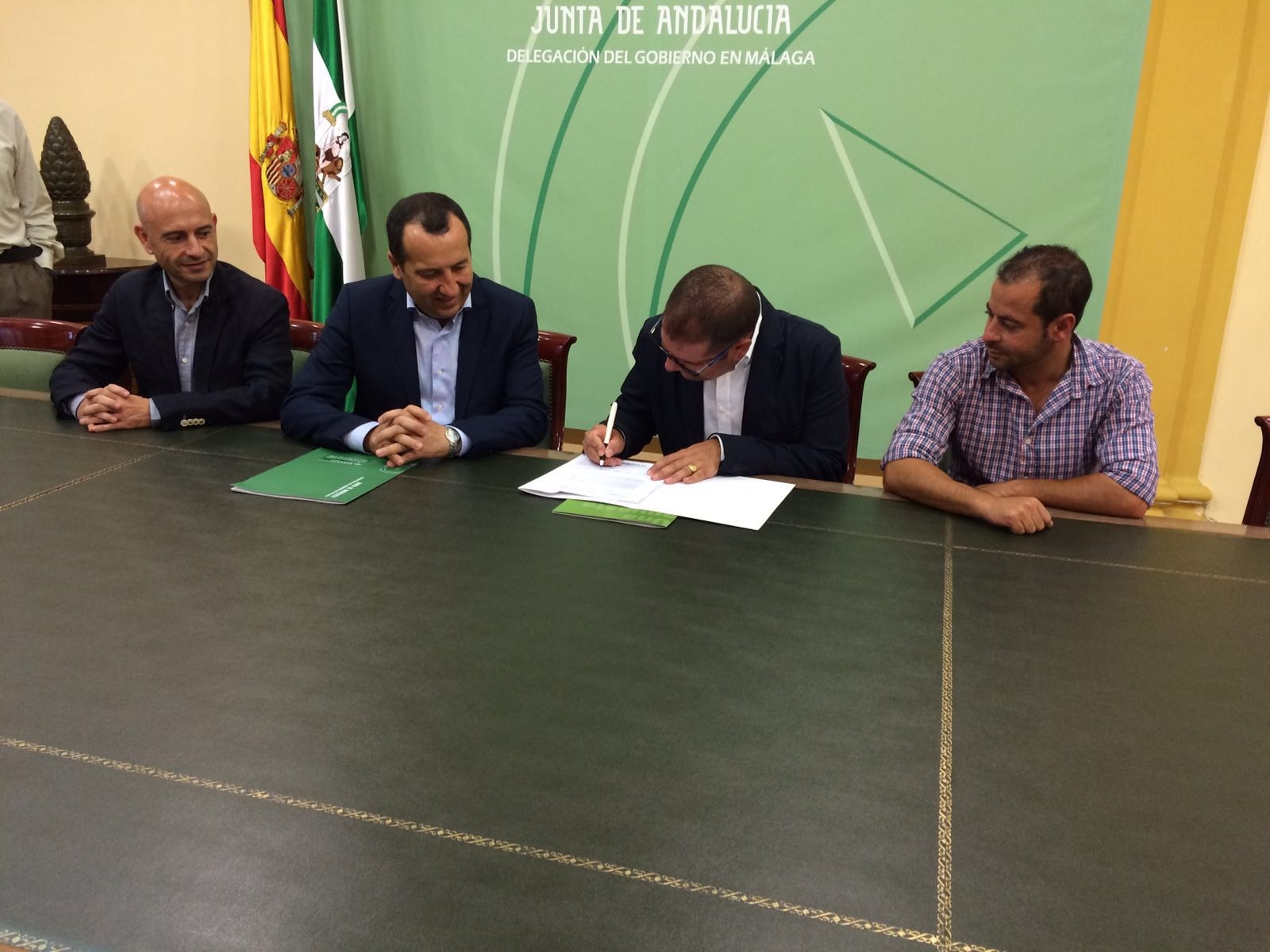 EL GDR Valle del Guadalhorce recoge la resoluci�n de ayuda para desarrollar la estrategia de desarrollo local participativo para el programa LEADER 2014-2020